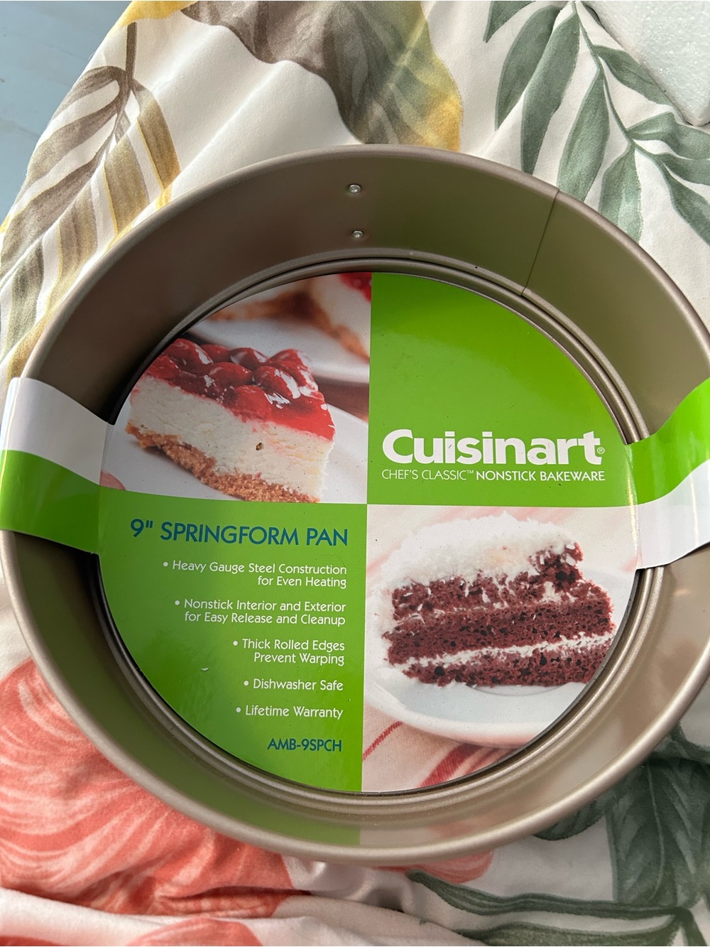 NWT Cuisinart Heavy Gauge Steel Gold Nonstick 9" Springform Pan, Dishwasher Safe